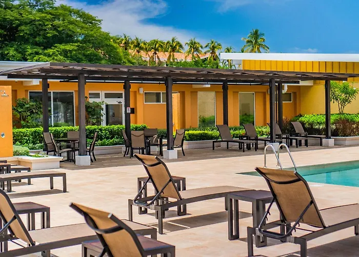 Luxury Penthouse Marina View 3-bedroom Apartamento Playa Flamingo
