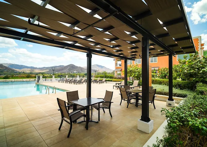 Luxury Penthouse Marina View 3-bedroom *